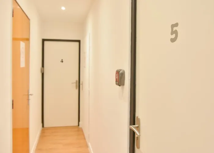 Nice Flat Ramblas Centre Apartment
